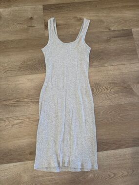 Ribbed Scoop Neck Bodycon Dress in Light Gray